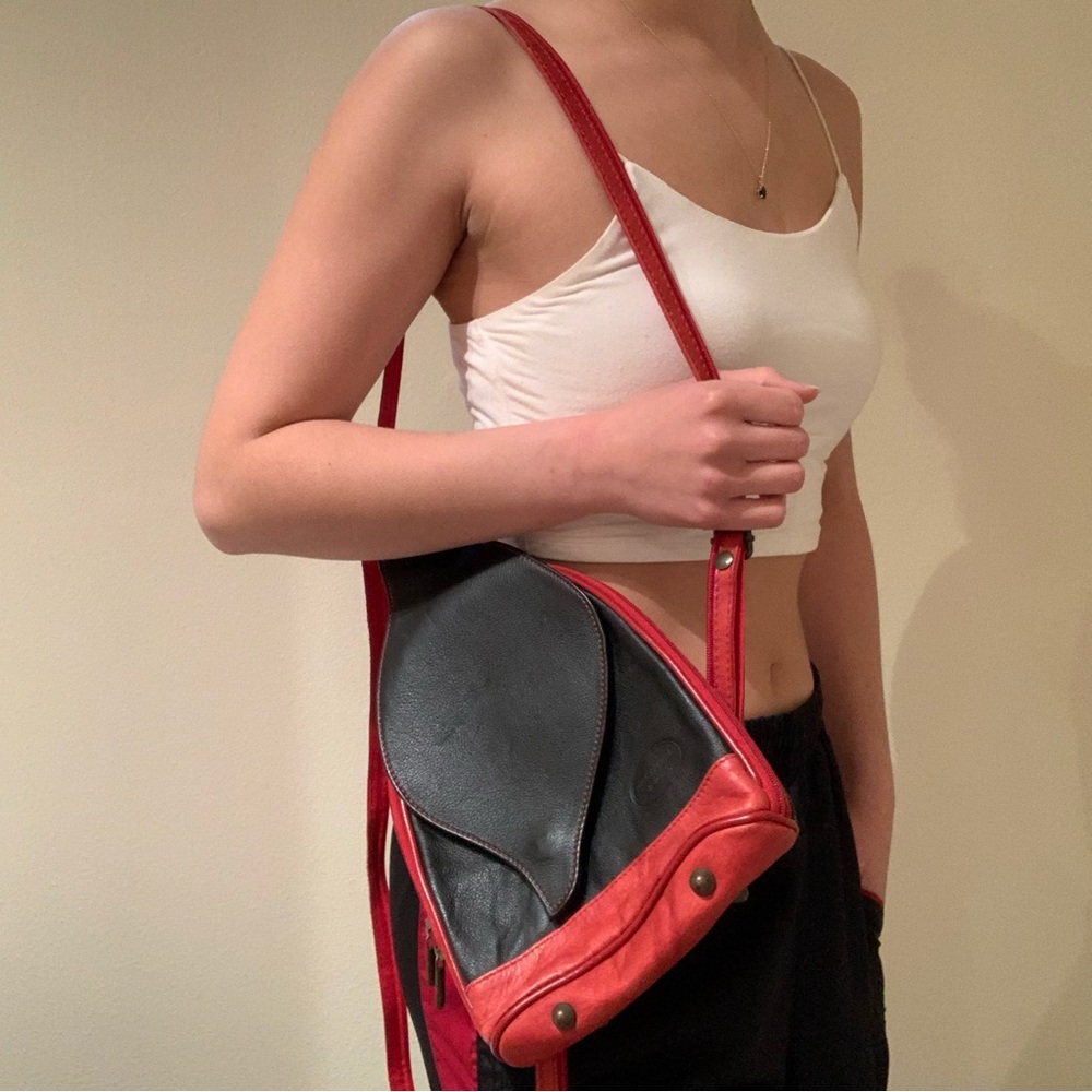 ✨ ITALIAN LEATHER SIDE BAG ✨